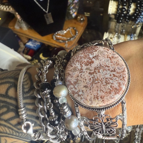 925 Plated Laguna Lace Agate Adjustable Cuff Bracelet - Picture 4 of 4